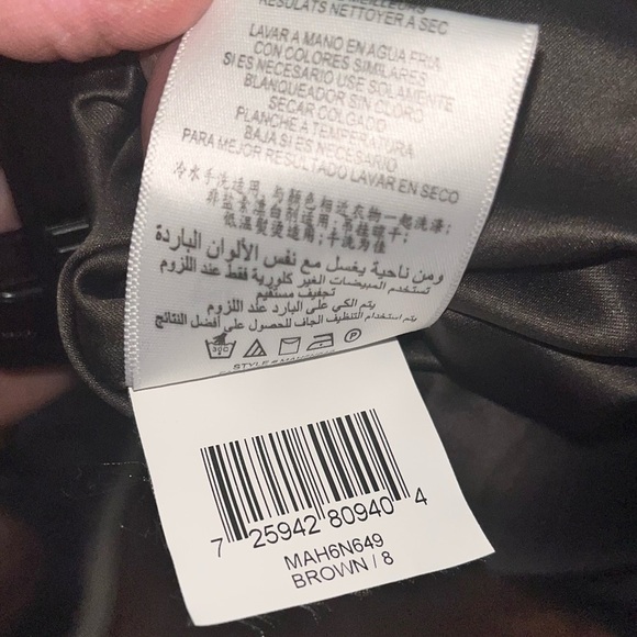 Greenish Colored Dress - Picture 12 of 14